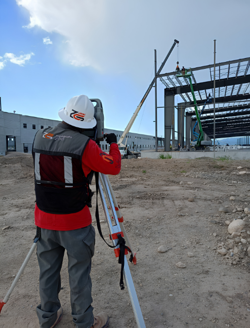 Servicios de ingeniería topográfica aplicados a obras civiles y proyectos de arquitectura